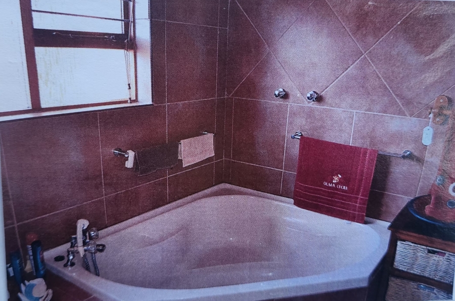 3 Bedroom Property for Sale in Forest Hill Eastern Cape